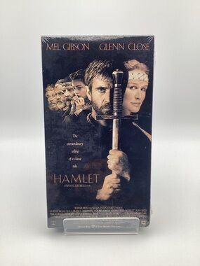 Hamlet VHS 1991 Cassette Tape - Mel Gibson & Glenn Ford